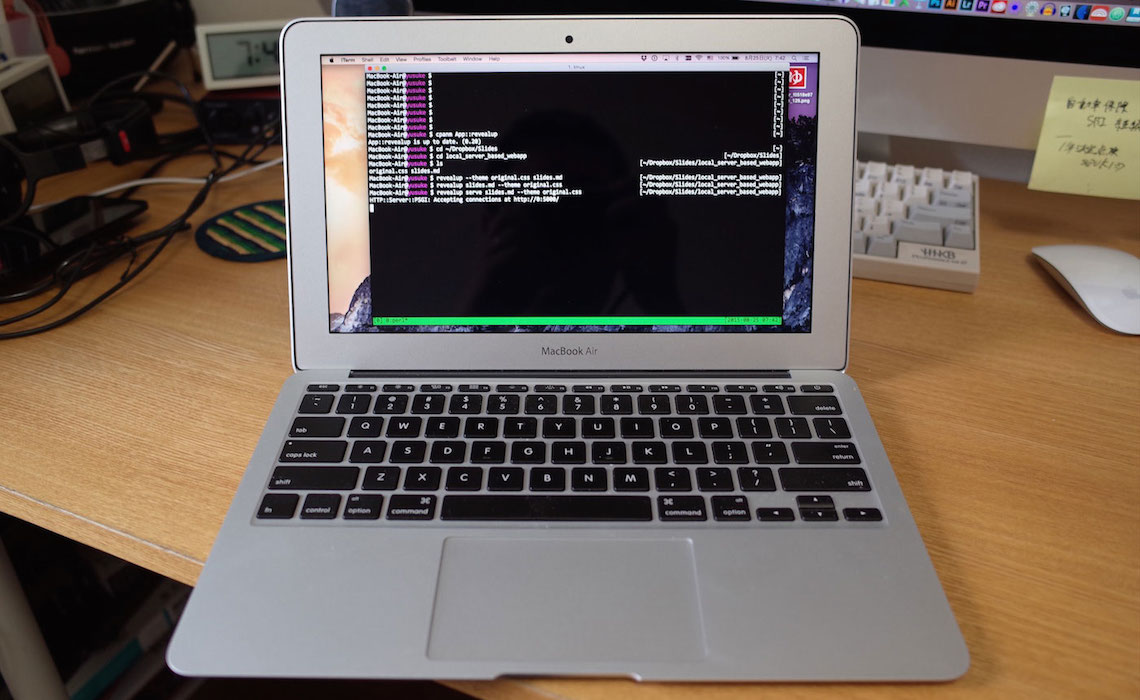 MacBook
